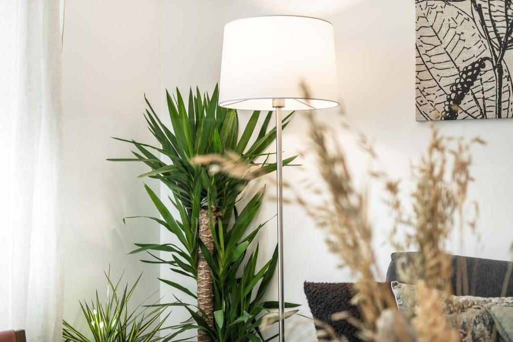 Calm Apartment With Private Patio By Rems 马拉加 外观 照片